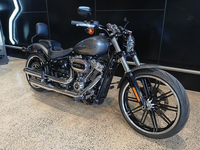 
								Harley-Davidson Breakout 114 (FXBRS) Softail full									