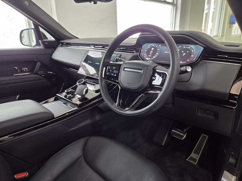 
								Land Rover Range Rover Sport (2023) full									