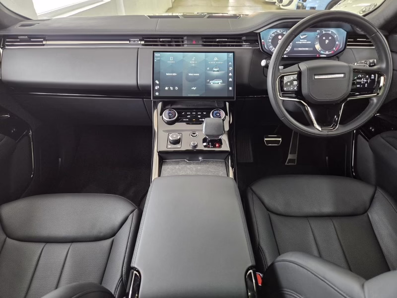 
								Land Rover Range Rover Sport (2023) full									