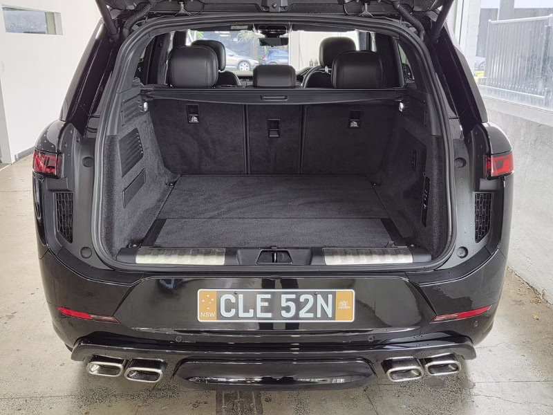 
								Land Rover Range Rover Sport (2023) full									