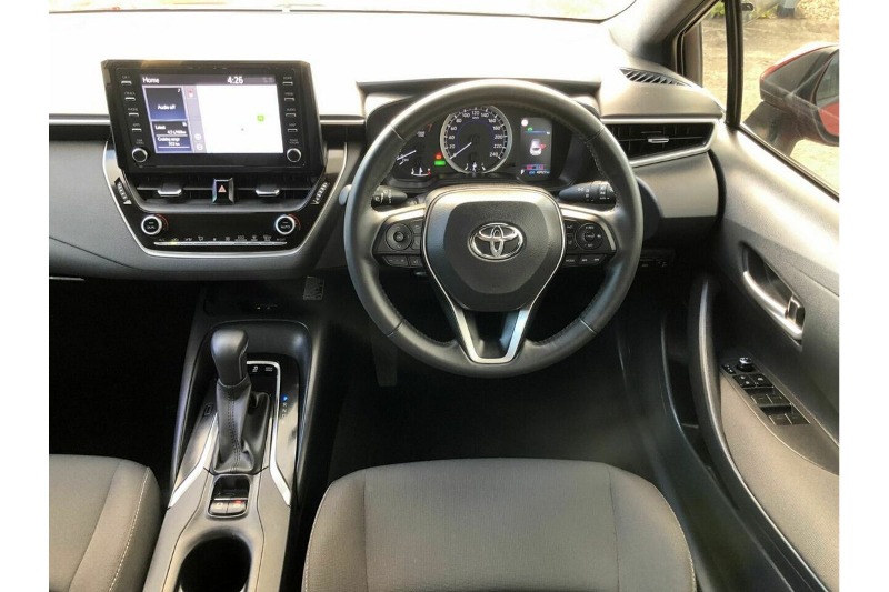 
								Toyota Corolla SX Hybrid ZWE211R (2018) full									