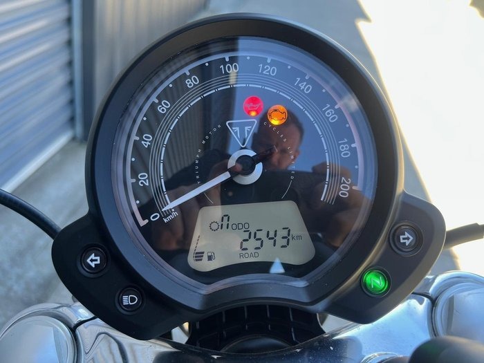 
								2020 Triumph Bonneville Speedmaster Speedmaster full									