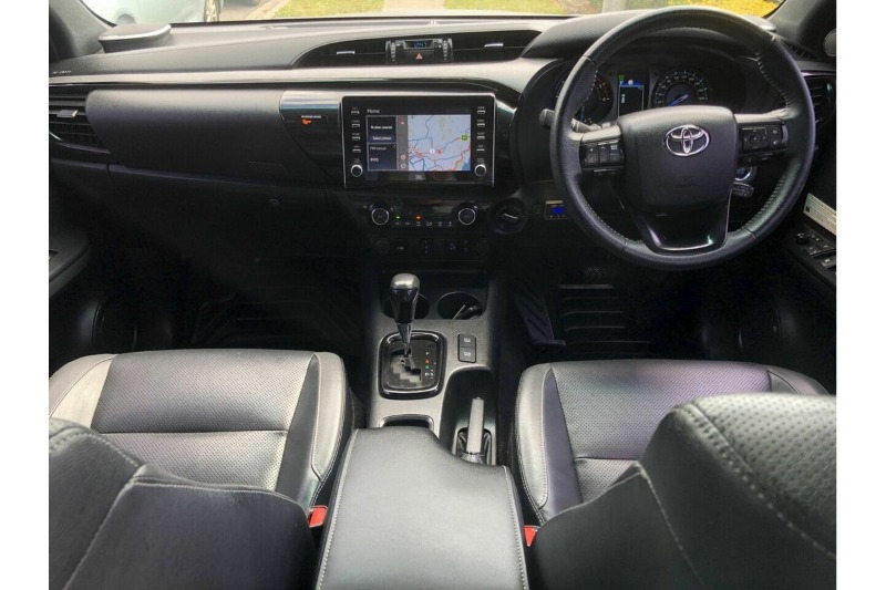 
								Toyota Hilux Rugged X GUN126R 4X4 (2021) full									