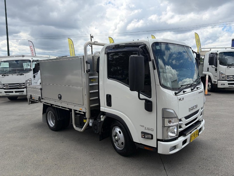 
								Isuzu N Series NLR 45-150 Traypack (2022) full									