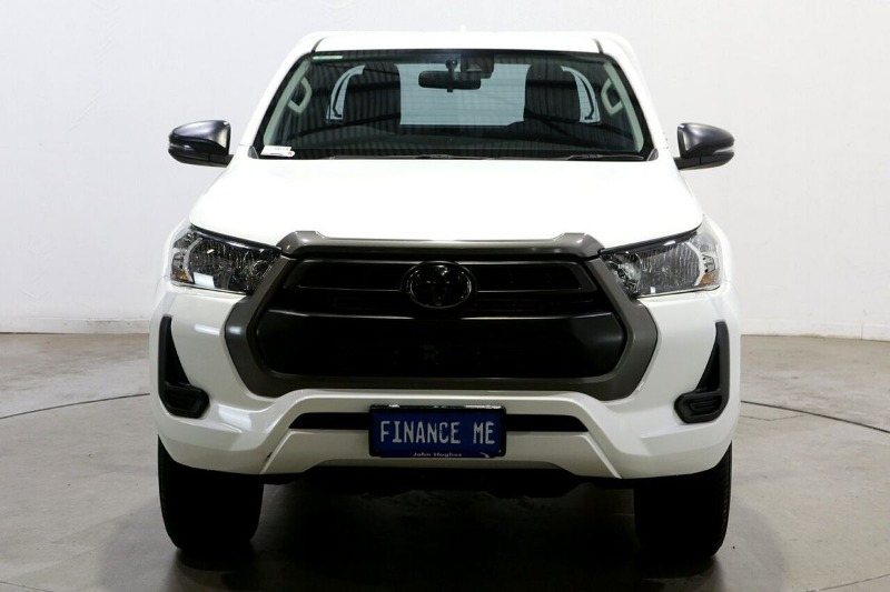 
								2022 Toyota Hilux SR GUN126R 4X4 full									