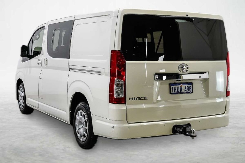 
								2023 Toyota Hiace GDH300R LWB full									