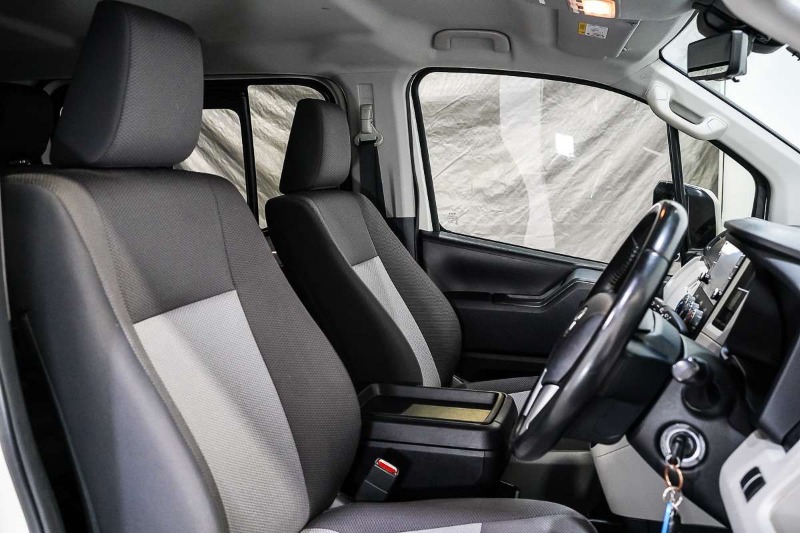 
								2023 Toyota Hiace GDH300R LWB full									