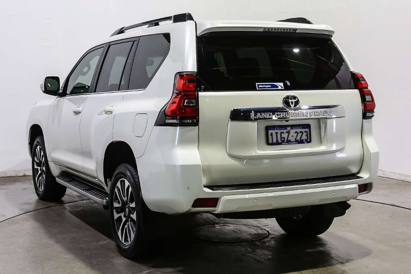 
								2023 Toyota Landcruiser Prado VX GDJ150R full									