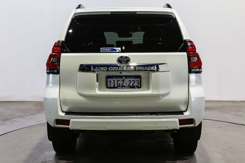 
								2023 Toyota Landcruiser Prado VX GDJ150R full									