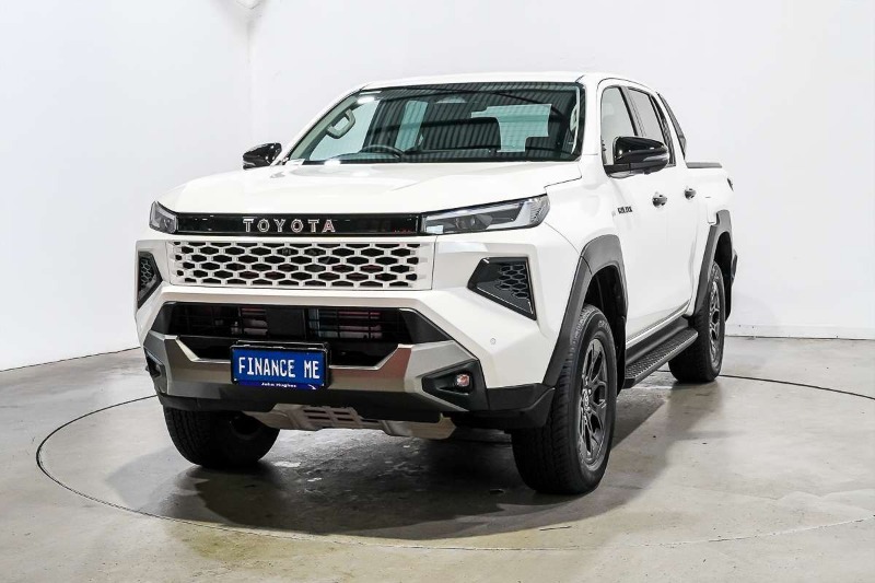 
								2026 Toyota Hilux Rogue 48V GUN227R 4X4 full									