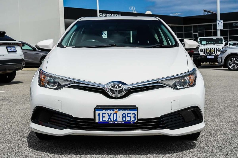 
								2015 Toyota Corolla Ascent ZRE182R full									