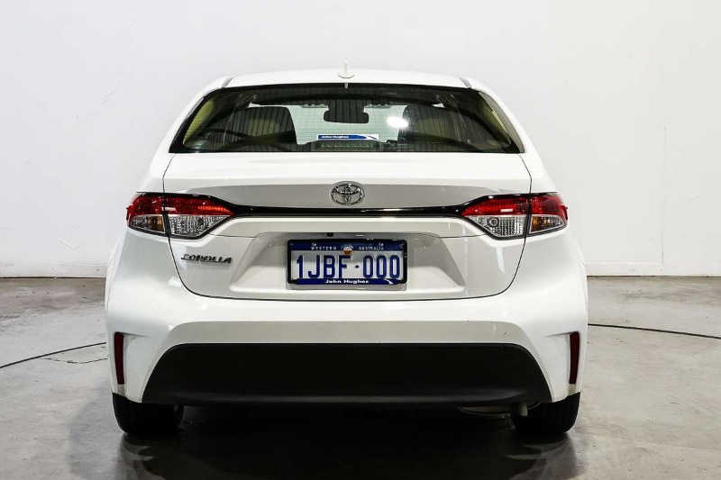 
								2024 Toyota Corolla Ascent Sport MZEA12R full									