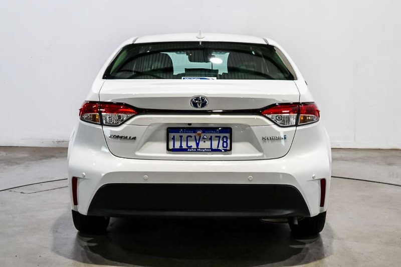 
								2024 Toyota Corolla SX Hybrid ZWE219R full									