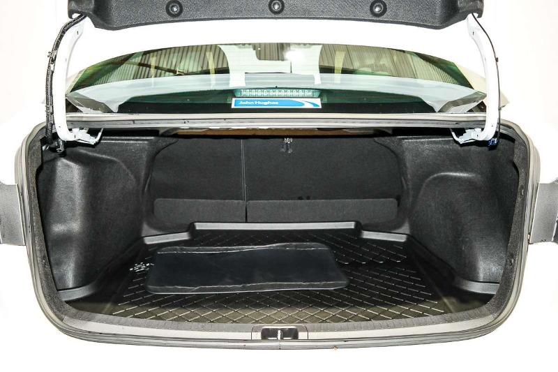 
								2024 Toyota Corolla SX Hybrid ZWE219R full									