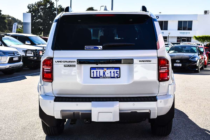 
								2025 Toyota Landcruiser Prado Kakadu GDJ251R full									