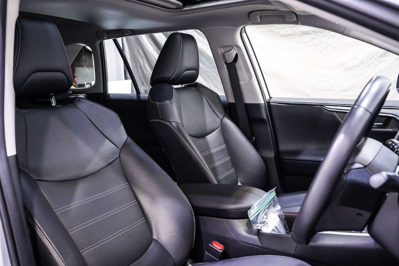 
								2023 Toyota RAV4 Cruiser AXAH52R full									