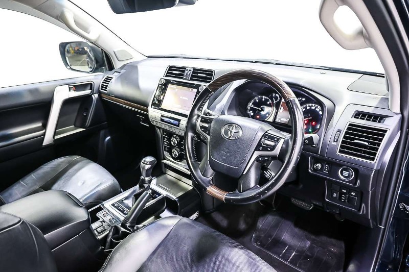 
								2019 Toyota Landcruiser Prado Kakadu GDJ150R full									