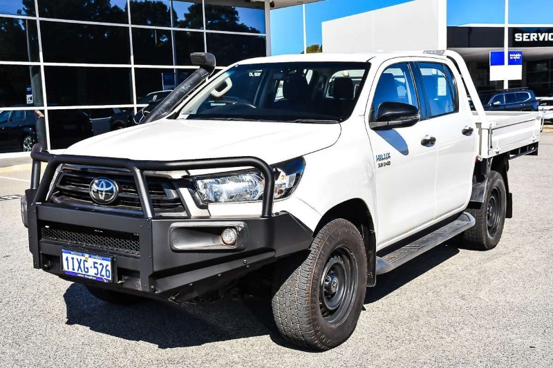 
								2021 Toyota Hilux SR GUN126R 4X4 full									