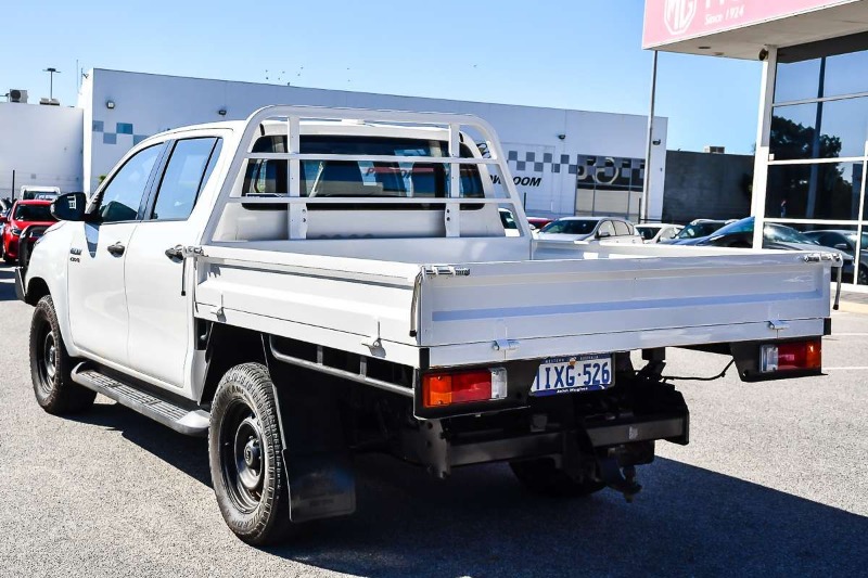 
								2021 Toyota Hilux SR GUN126R 4X4 full									