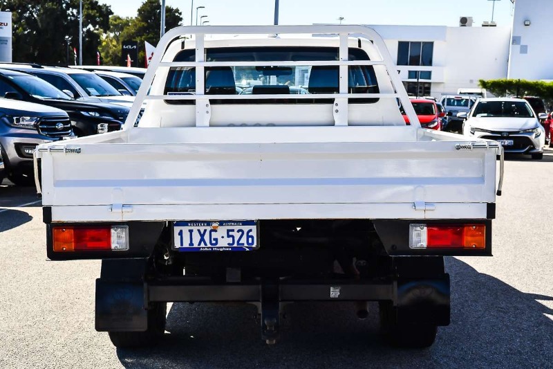 
								2021 Toyota Hilux SR GUN126R 4X4 full									