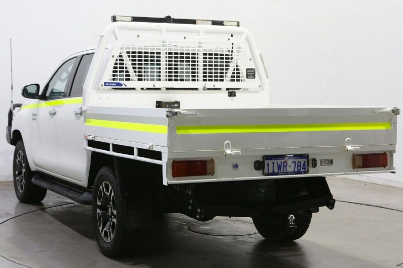 
								2021 Toyota Hilux SR5 GUN126R 4X4 full									