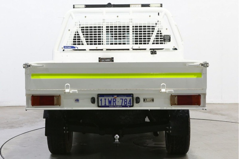 
								2021 Toyota Hilux SR5 GUN126R 4X4 full									