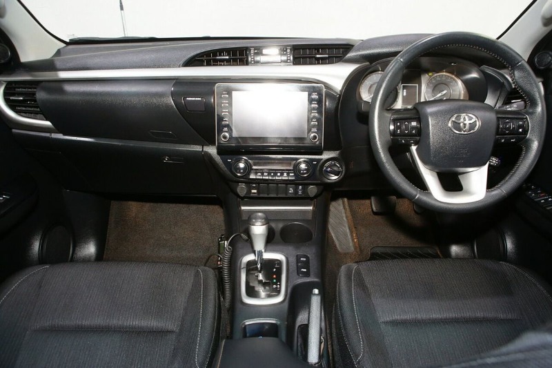 
								2021 Toyota Hilux SR5 GUN126R 4X4 full									