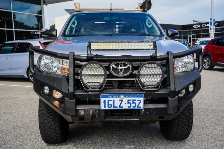 2018 Toyota Hilux SR GUN126R 4X4
