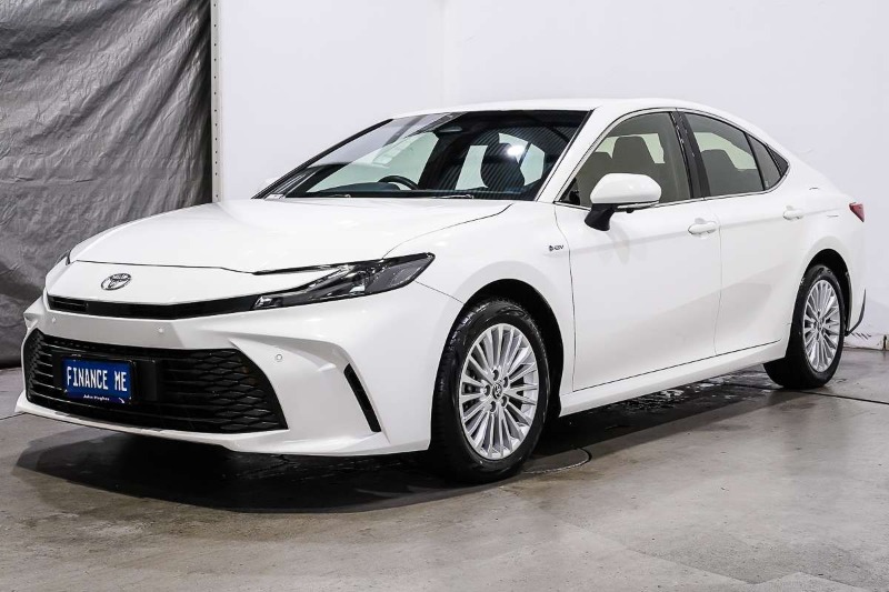 
								2024 Toyota Camry Ascent AXVH70R full									