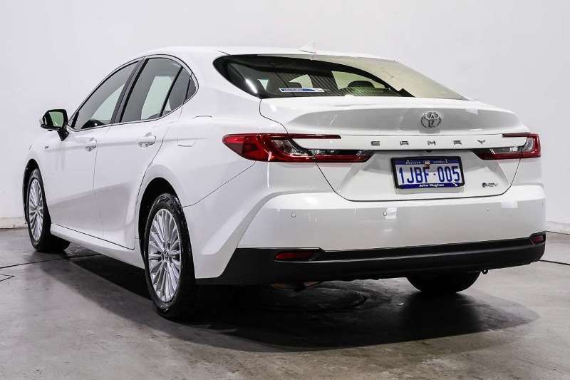 
								2024 Toyota Camry Ascent AXVH70R full									