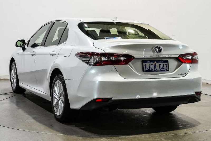 
								2024 Toyota Camry Ascent AXVH70R full									
