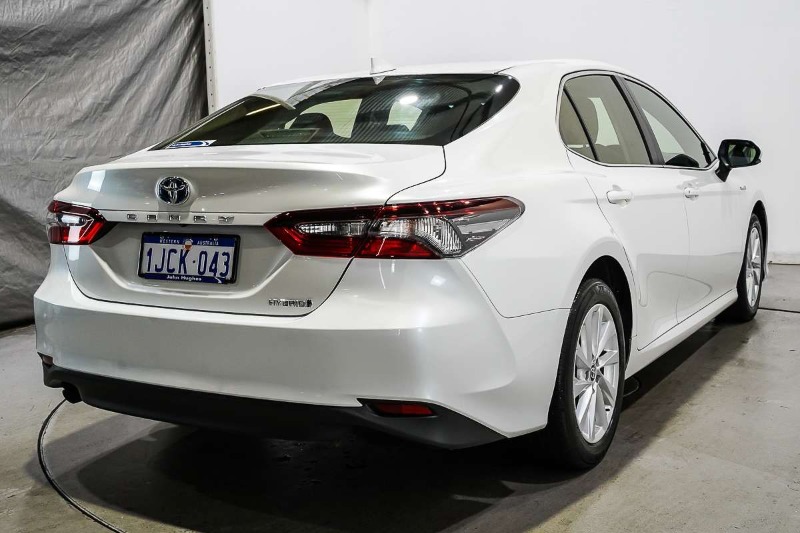 
								2024 Toyota Camry Ascent AXVH70R full									