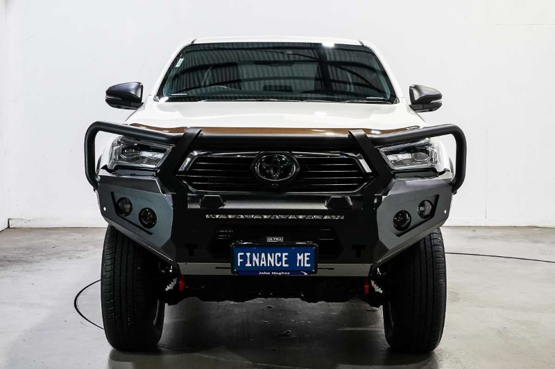 
								2022 Toyota Hilux Rogue GUN126R 4X4 full									
