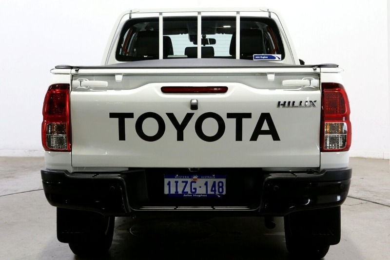 
								2025 Toyota Hilux SR 48V GUN126R 4X4 full									