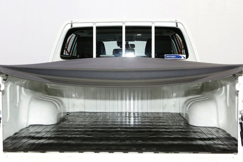 
								2025 Toyota Hilux SR 48V GUN126R 4X4 full									