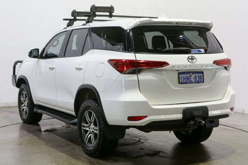 
								2021 Toyota Fortuner GX GUN156R full									