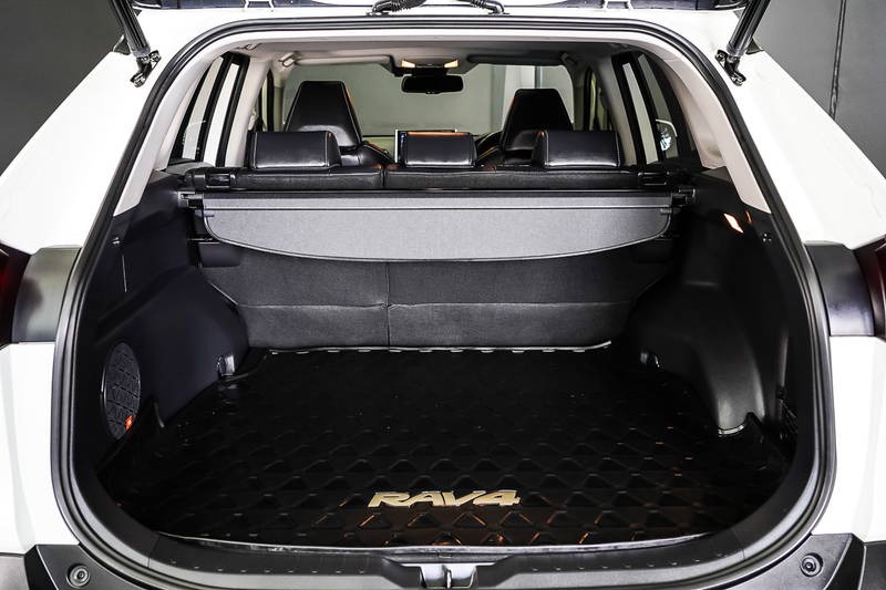 
								2021 Toyota RAV4 Hybrid Cruiser Auto 2WD full									