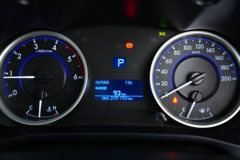 
								2016 Toyota Hilux SR Auto 4×4 Double Cab full									