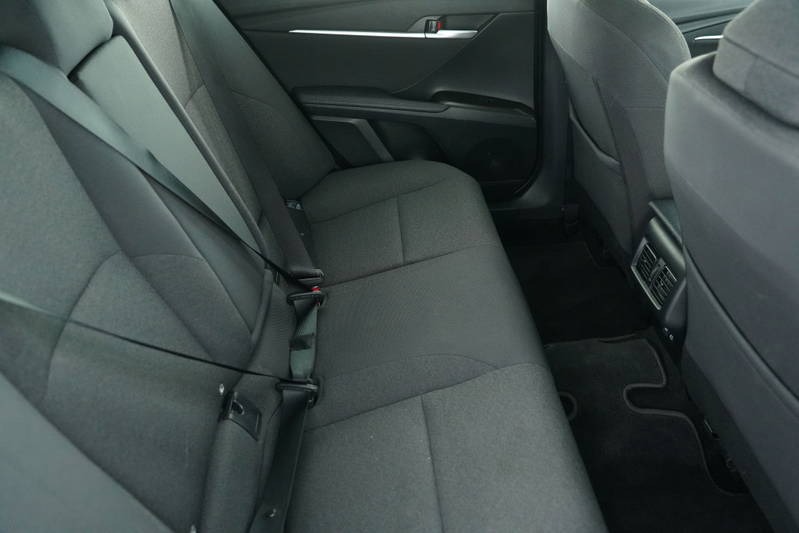 
								2025 Toyota Camry Hybrid Ascent Auto full									
