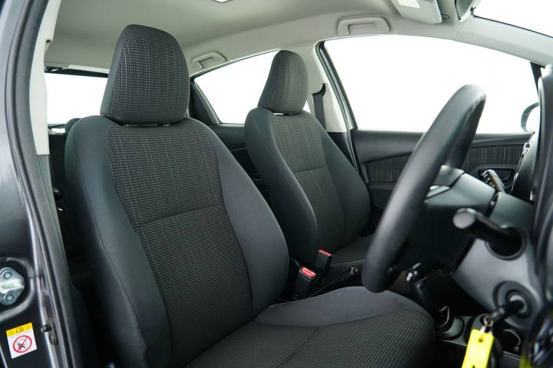 
								2018 Toyota Yaris Ascent Manual full									