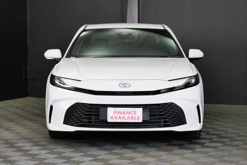 
								2025 Toyota Camry Hybrid Ascent Auto full									