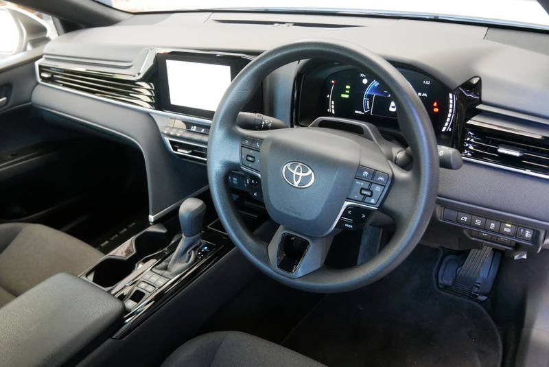 
								2025 Toyota Camry Hybrid Ascent Auto full									