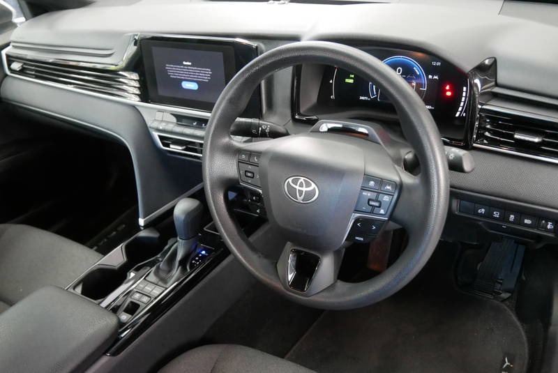 
								2025 Toyota Camry Hybrid Ascent Auto full									