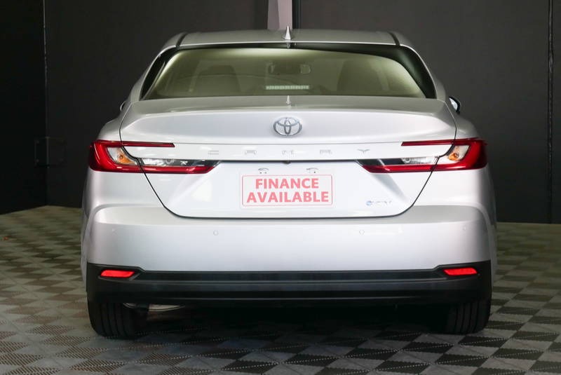 
								2025 Toyota Camry Hybrid Ascent Auto full									