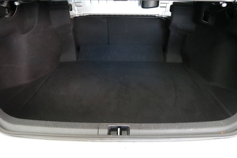 
								2025 Toyota Camry Hybrid Ascent Auto full									