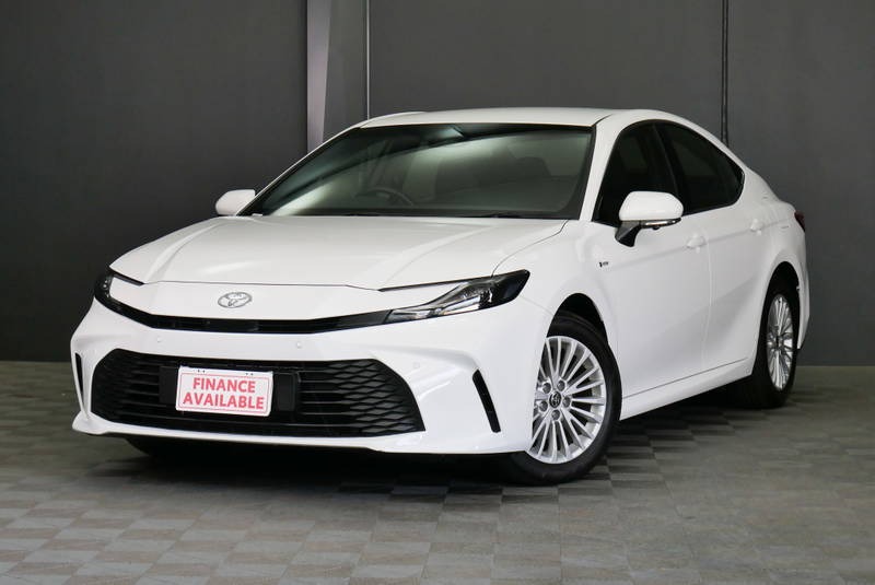 
								2025 Toyota Camry Hybrid Ascent Auto full									