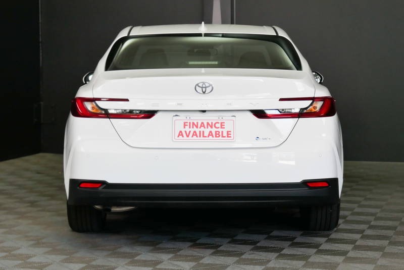 
								2025 Toyota Camry Hybrid Ascent Auto full									