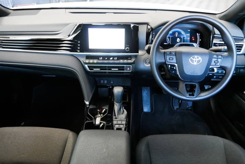 
								2025 Toyota Camry Hybrid Ascent Auto full									