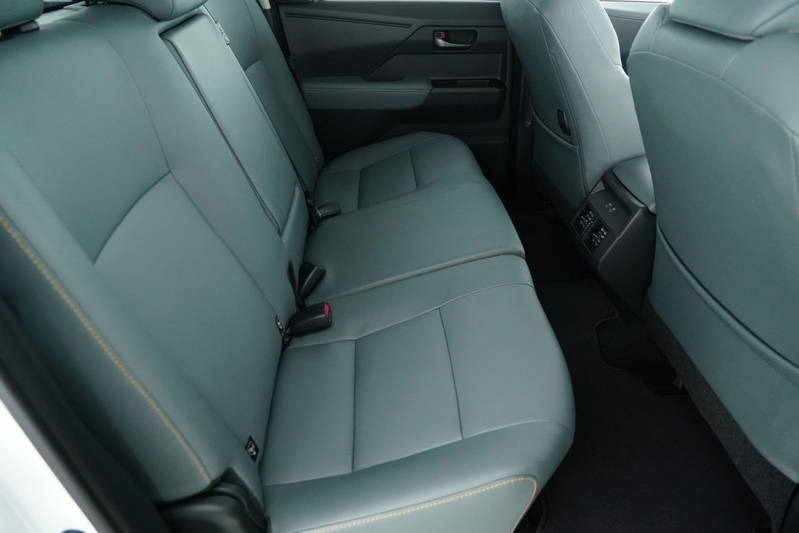 
								2026 Toyota Hilux Rogue 48V Auto 4×4 Double Cab full									