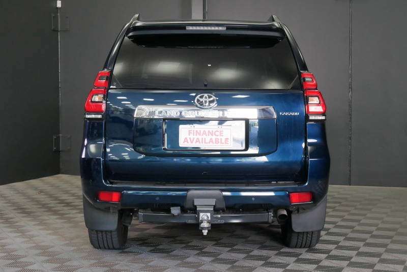 
								2022 Toyota Landcruiser Prado Kakadu Auto 4×4 full									